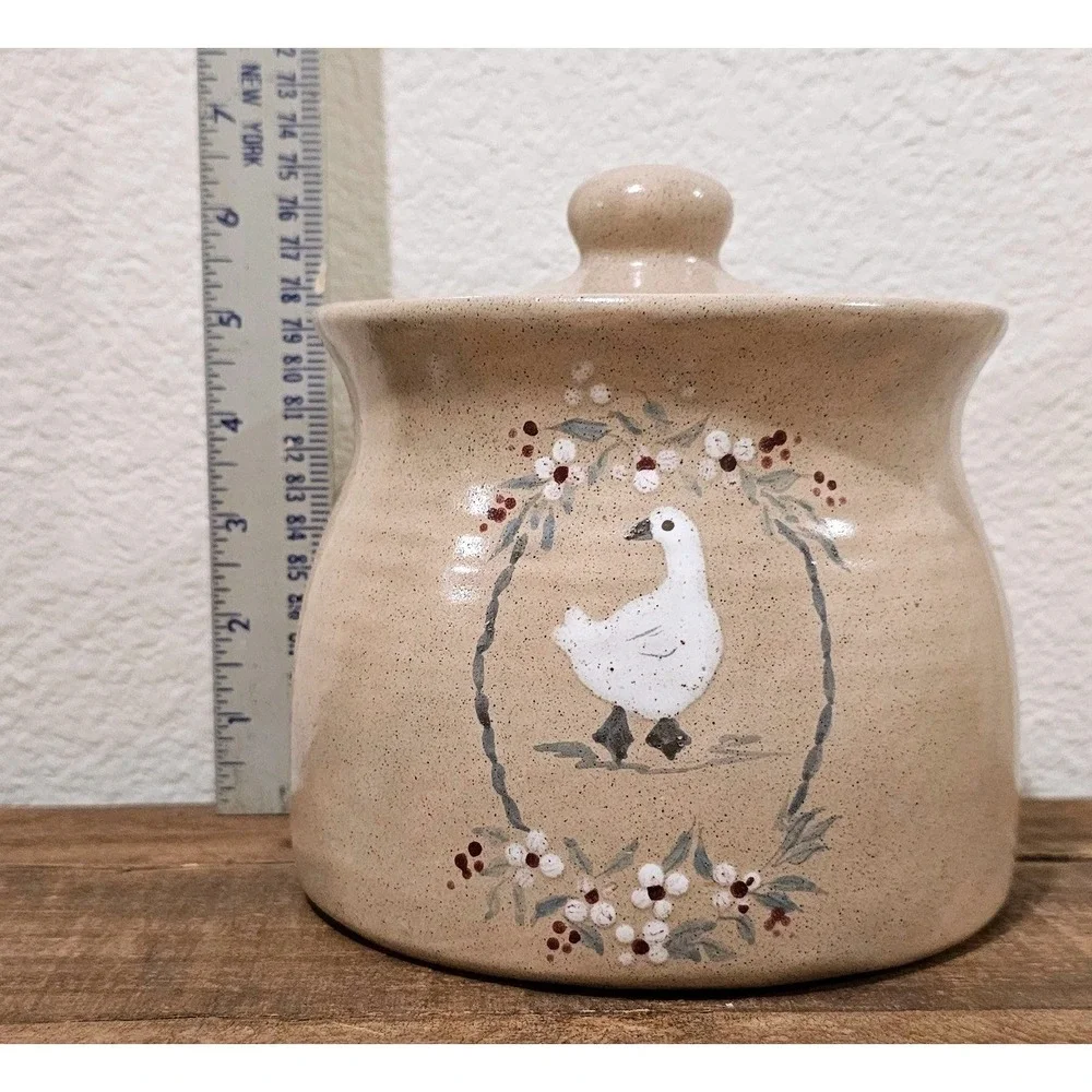 Vintage Stoneware Goose Canister Lidded Jar Farmhouse Floral Speckled Tan 6.5